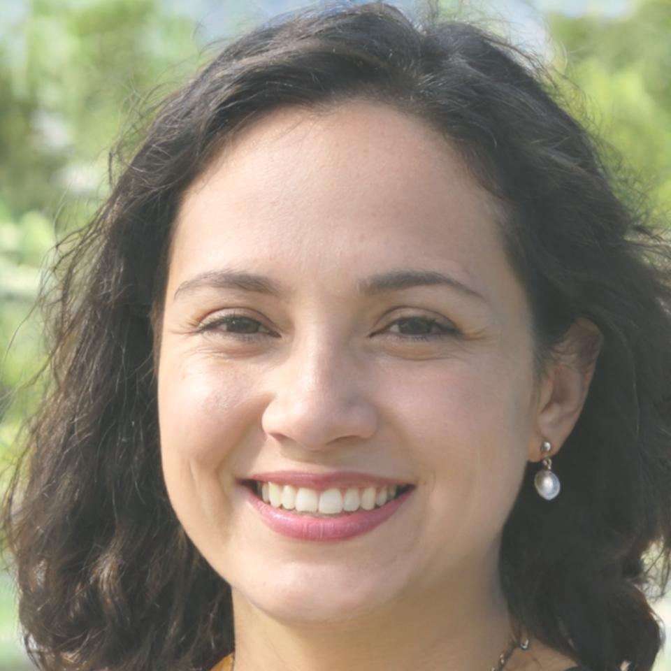 Emma Fitzgerald, Senior Investment Advisor